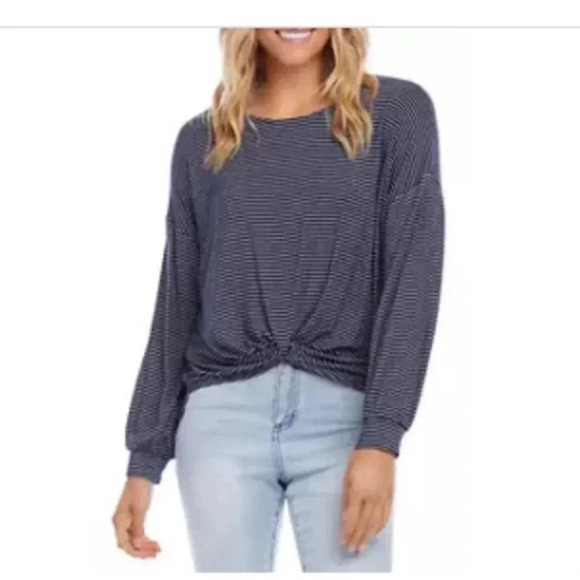 Karen Kane Women's Twist Front Top - Size Small - Picture 1 of 7
